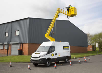 Van mounts provide working height for street lighting engineers